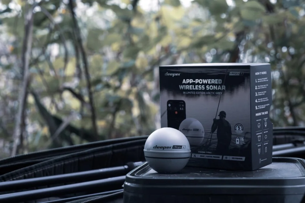 Deeper Chirp+2.0limited Edition in Arctic Grey GPS Echolot Sonar für iPhone iOS + Android Abverkauf